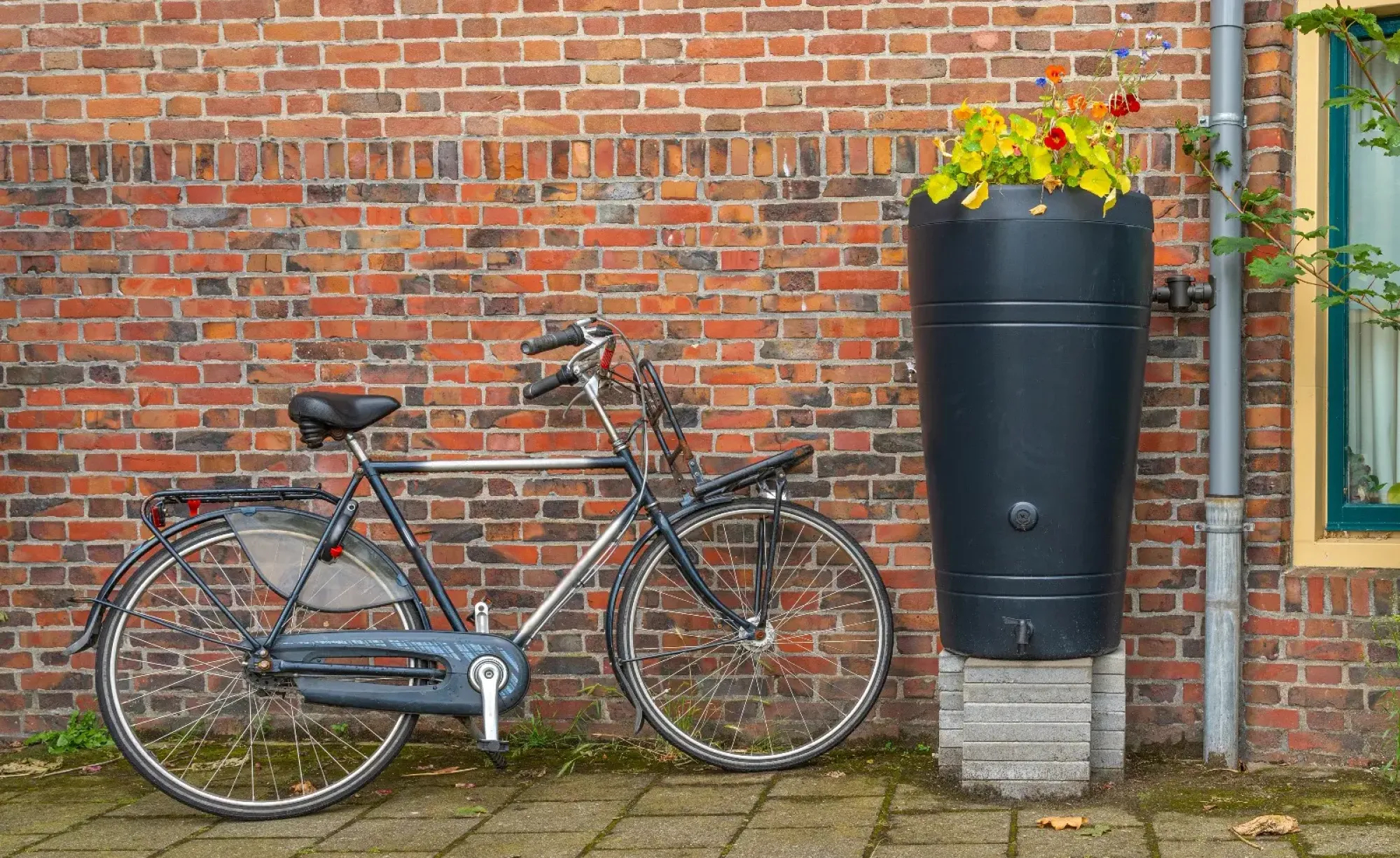 zbiorniki dekoracyjne na deszczówkę