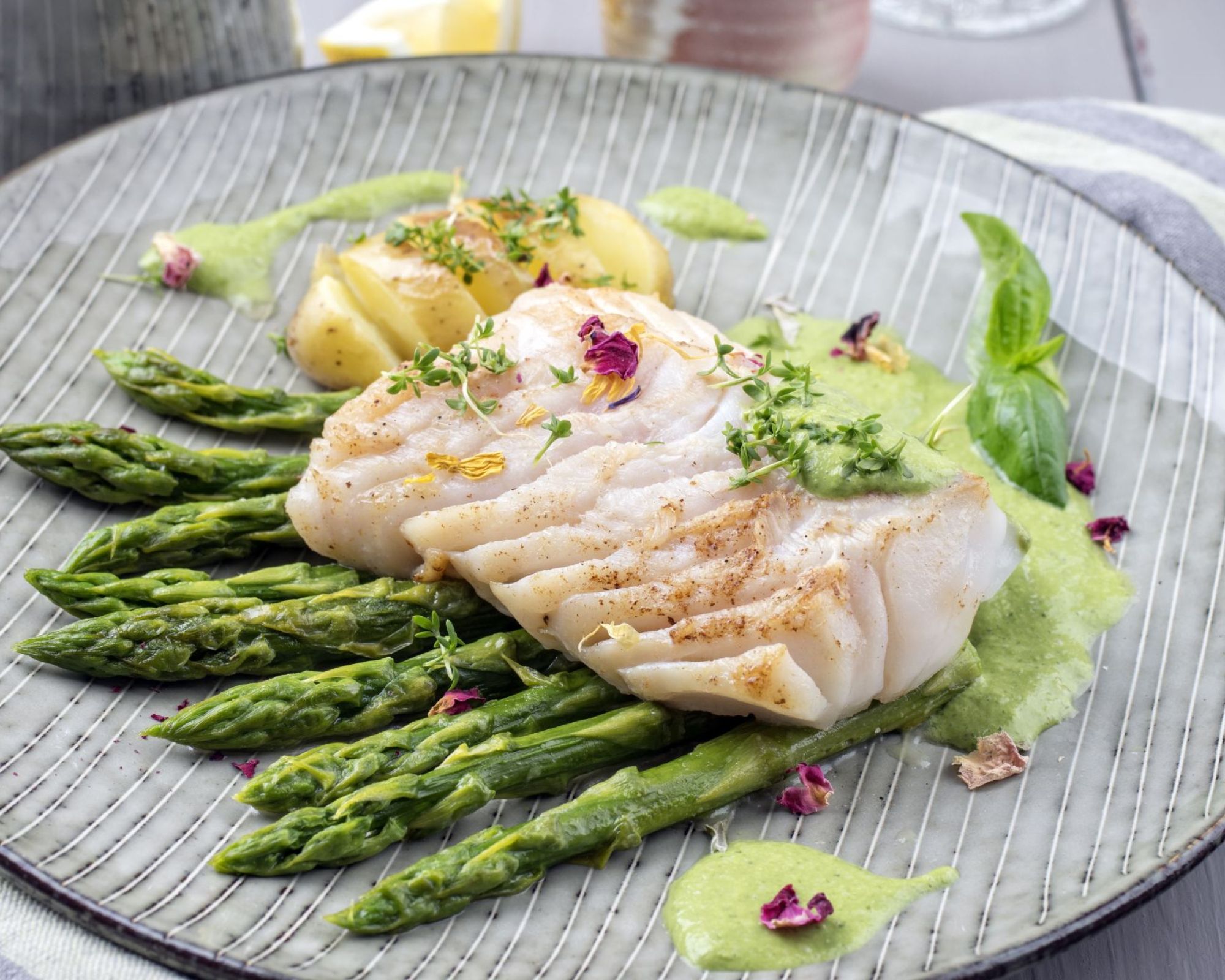 Dorsz ze szparagowym musem 