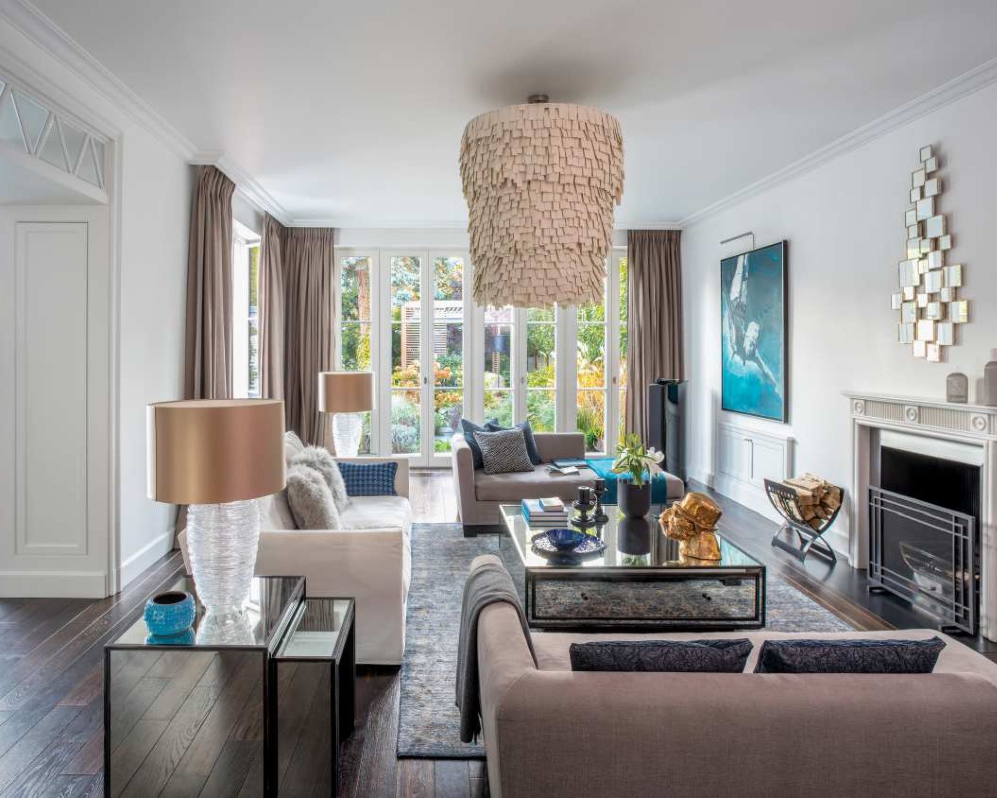 wnętrza urządzone z meblami z całego świata