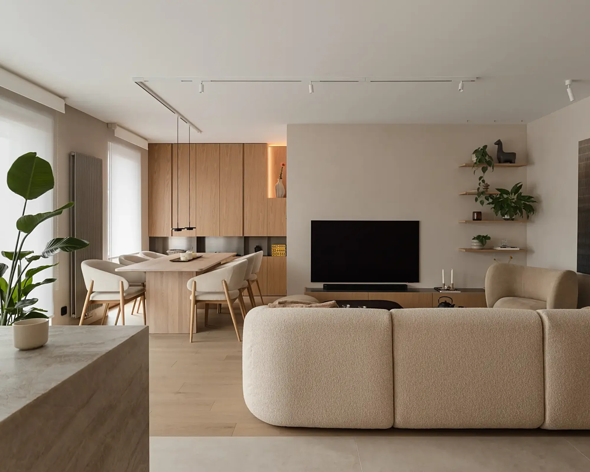 Jak wygląda prawdziwe quiet luxury? Ten 90-metrowy krakowski apartament to oaza spokoju w sercu miasta