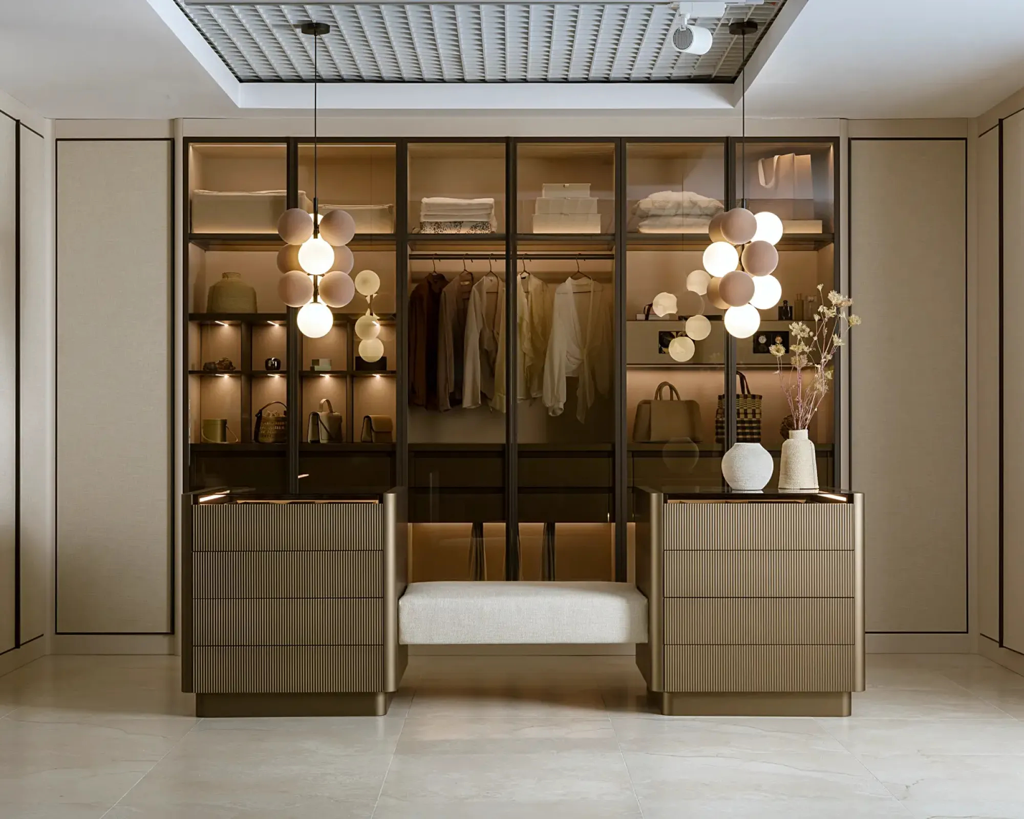Piękniejsza niż luksusowy butik! Fashion Room od ernestrust to nowa definicja garderoby na wymiar
