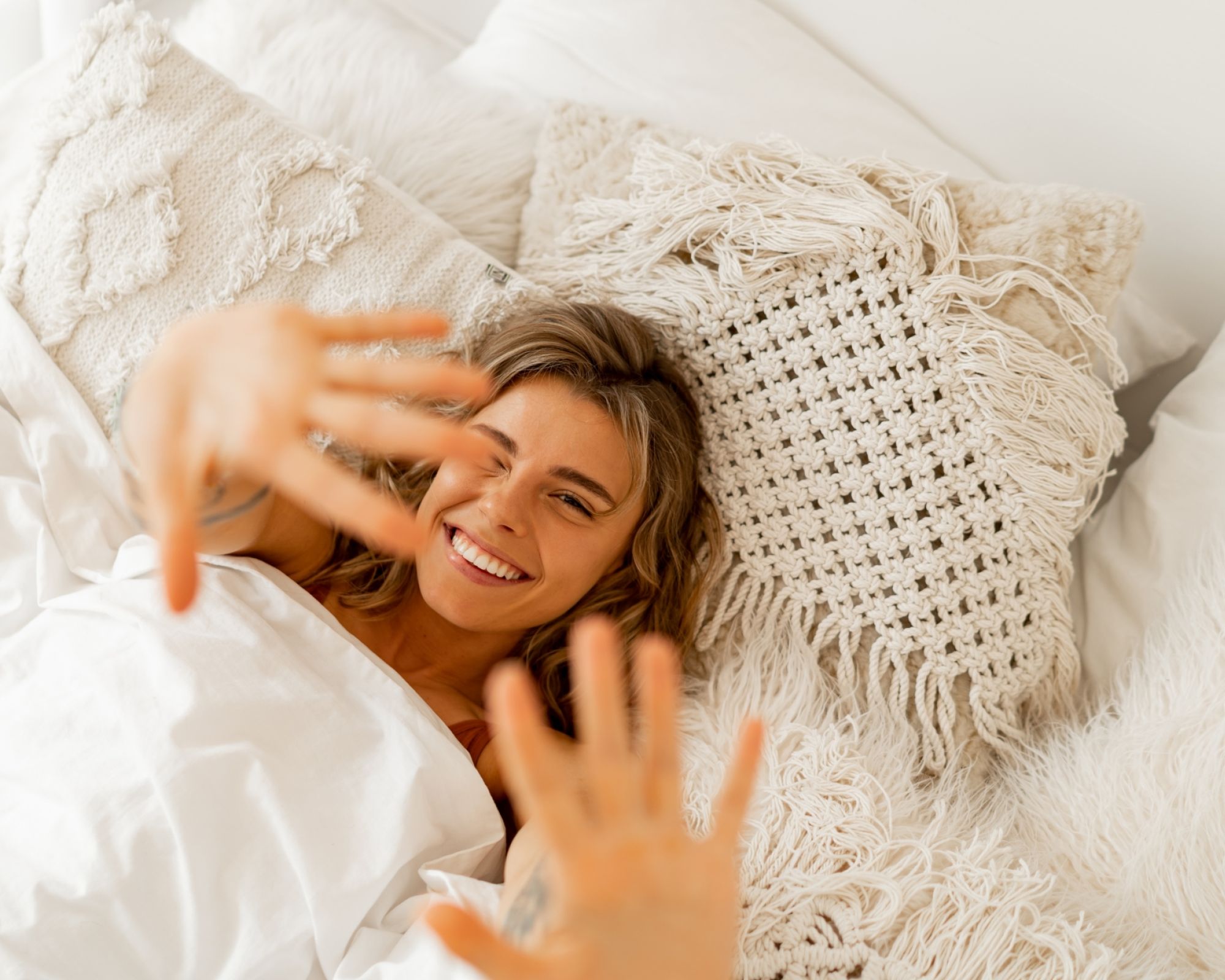 Jak spać w upały? 5 błędów, przez które w sypialni jest goręcej