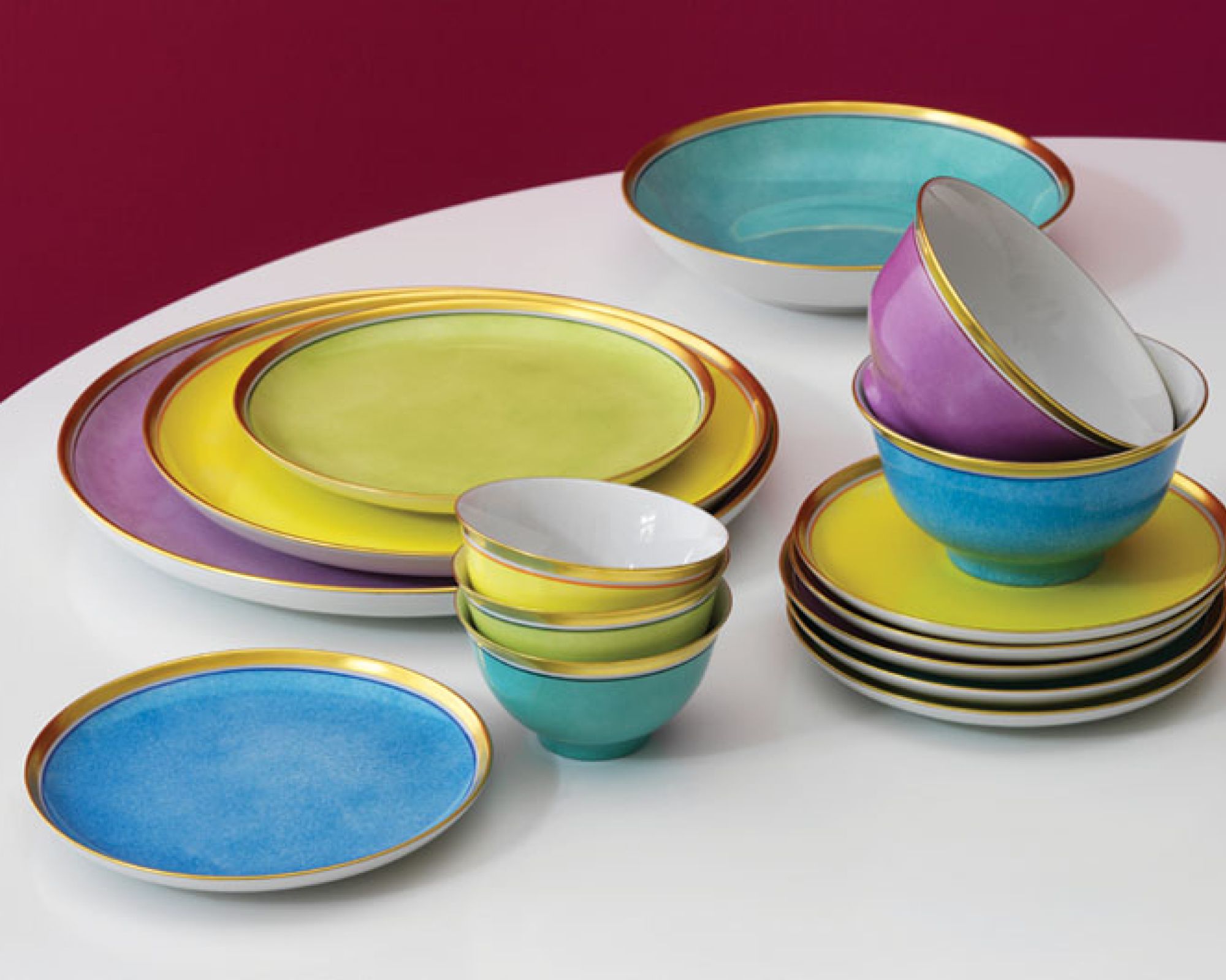 Kolekcja Colour w pastelach. Kolorowa porcelana
