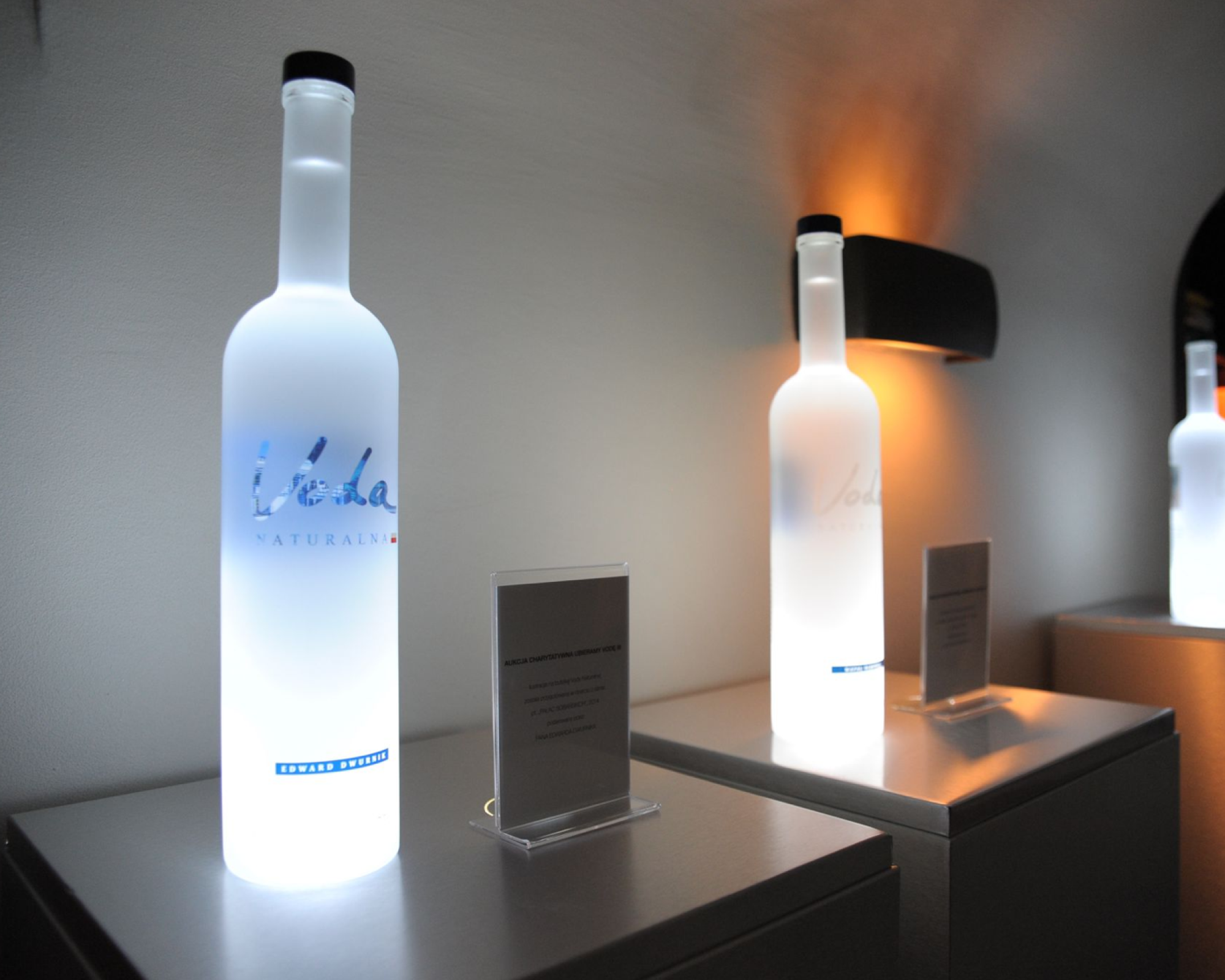 Limitowana kolekcja butelek Vody. Ubieramy Vodę III