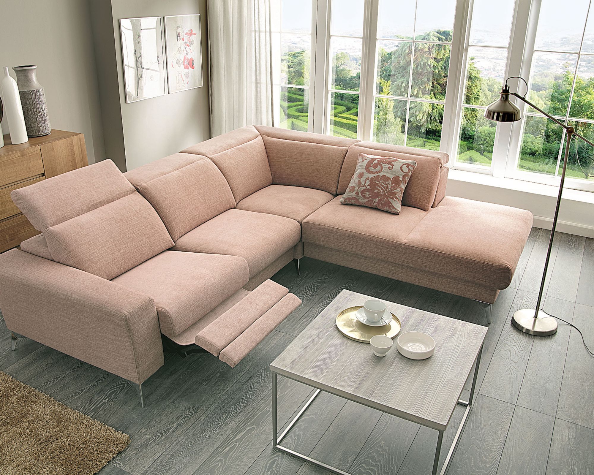 Meble do salonu firmy UNImebel. Elegancko w salonie