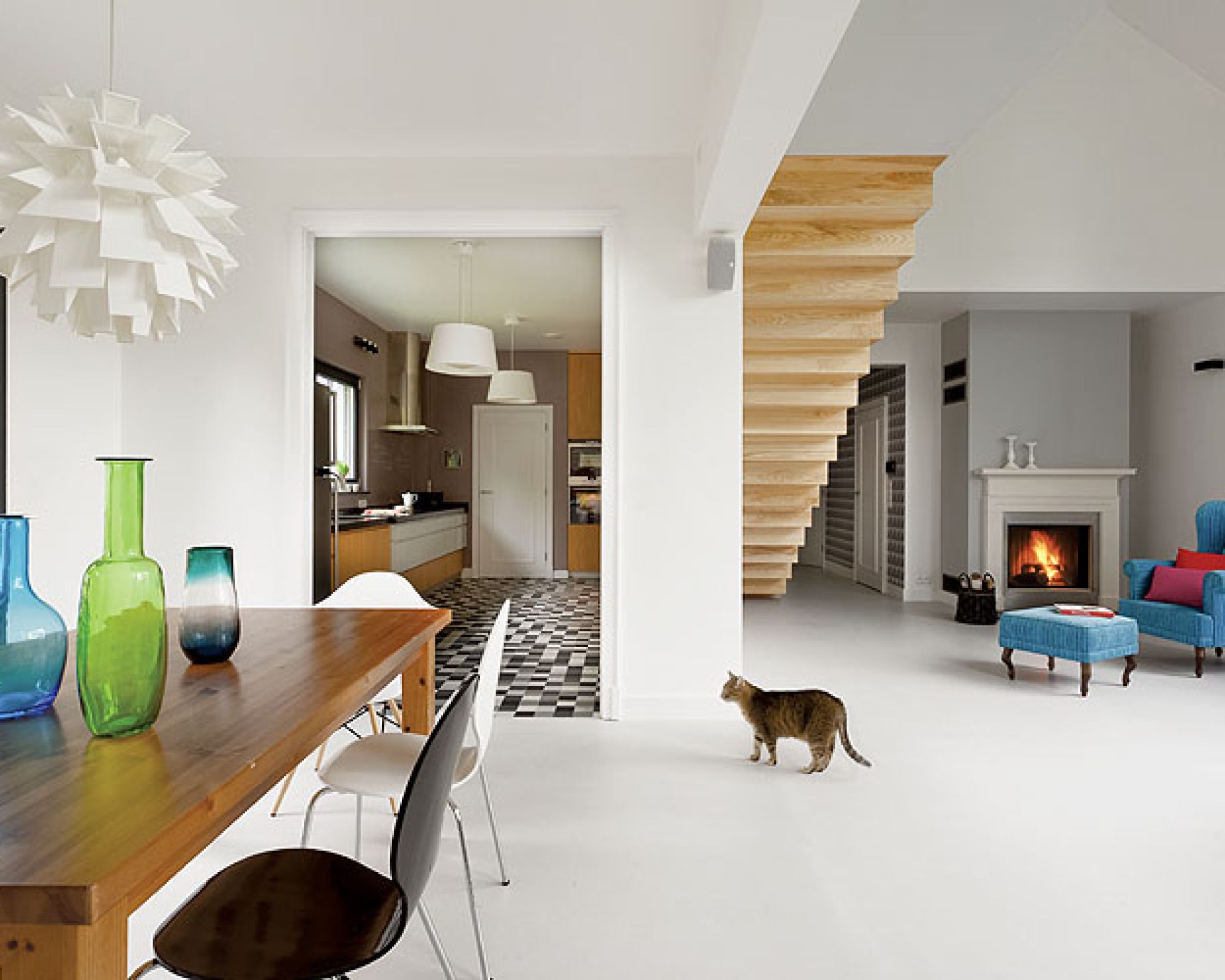 Podłoga z żywicy poliuretanowej wygląda w rzeczywistości tak dobrze, jak na zdjęciach w magazynach wnętrzarskich.