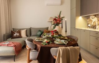 nowoczesne mieszkanie w świątecznej aranżacji