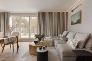 Duży kaszmirowy salon