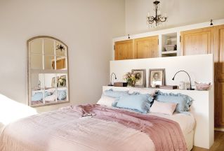 Patricia, właścicielka tego domu, może godzinami siedzieć w fotelu i gapić się w okno. Na zachody słońca, na cienie