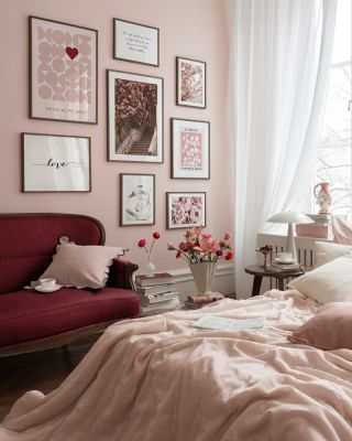różowa pastelowa sypialnia