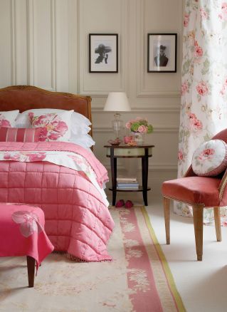 różowa sypialnia
