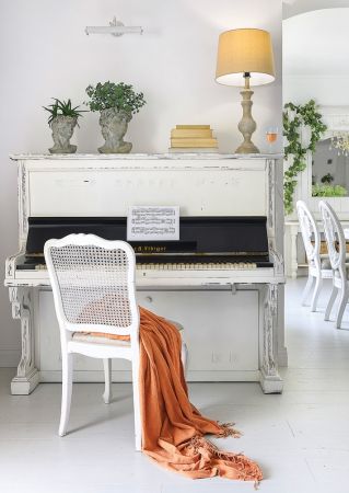 białe meble do salonu