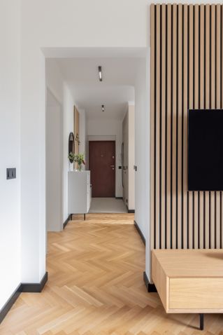 przedpokój w starej kamienicy