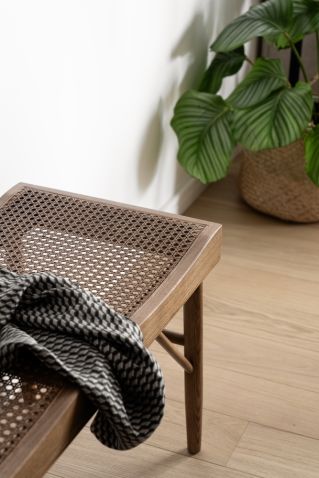 przedpokój w stylu japandi w mieszkaniu 38 m2