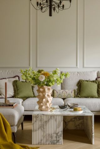 elegancki i przytulny salon w mieszkaniu