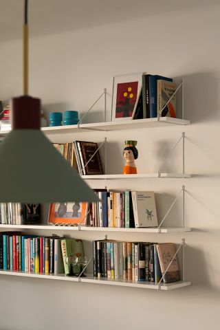 salon w stylu vintage w modernistycznej kamienicy