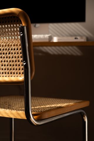 domowe biuro w stylu vintage w modernistycznej kamienicy