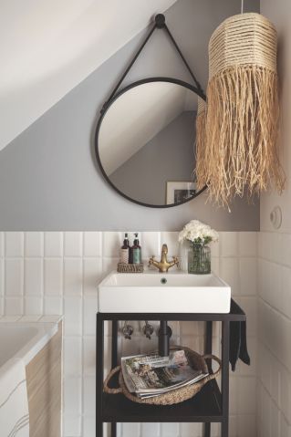 mała łazienka przy sypialni