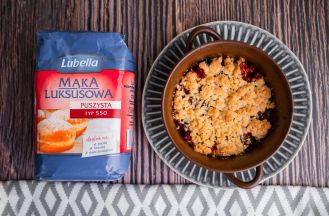 trwa sezon na rabarbar najlepsze pomysły na rabarbarowe desery