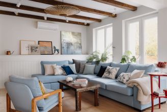 nadmorski apartament w wakacyjnym stylu