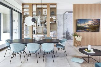 obrotowa ściana z telewizorem