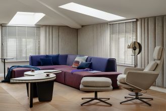 domowe biuro na poddaszu