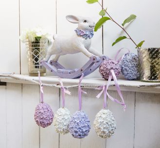 dekoracje wielkanocne do powieszenia na oknie