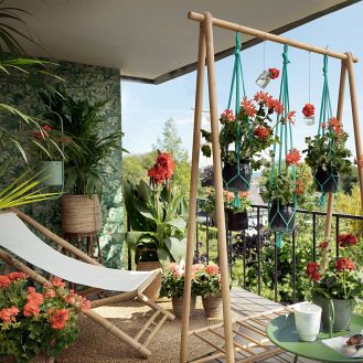 ogród na balkonie w bloku