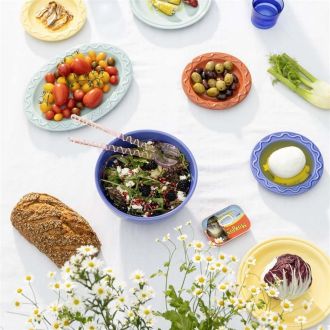 co i w czym podać na stół na letnie przyjęcie