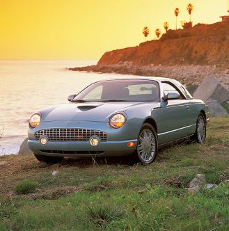 Tin Lizzie – Blaszana Elżbietka – od Forda była przez lata najlepiej sprzedającym się samochodem świata. Jej rekordu nie