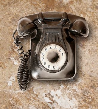 Telefon stylizowany. Historia telefonu