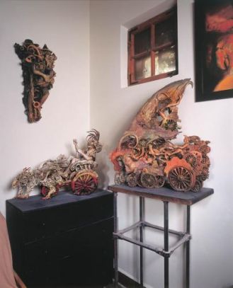 W całym domu można napotkać się na ciekawe drobiazgi.