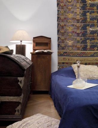 Skrzynia posagowa. Przedwojenna willa z pamiątkami