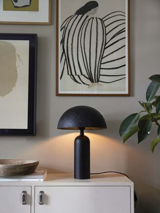 nastrojowe lampki na komodę do sypialni