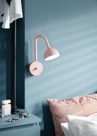 nastrojowe kinkiety do sypialni