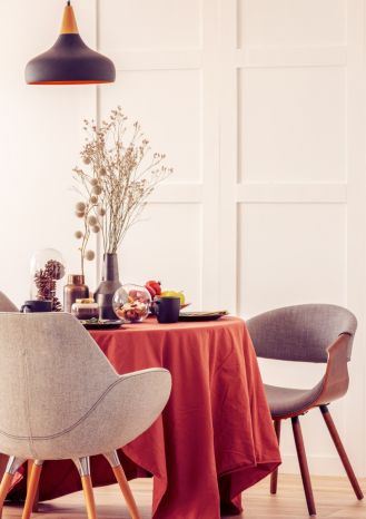 Aranżacja stołu w jesiennych kolorach