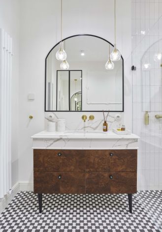 szafka z czeczotą pod umywalkę