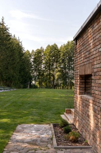 dom na wzór dawnych mazurskich stodół