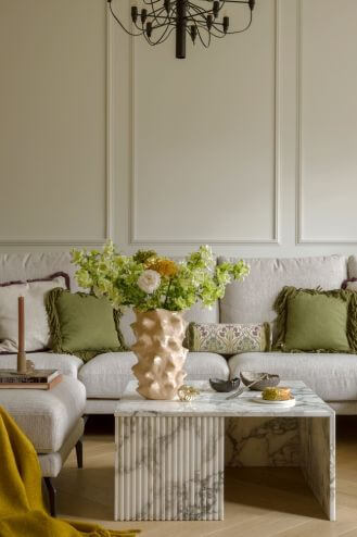 elegancki i przytulny salon w mieszkaniu