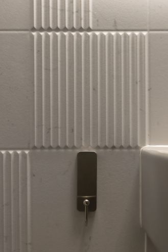 Strukturalne płytki łazienkowe