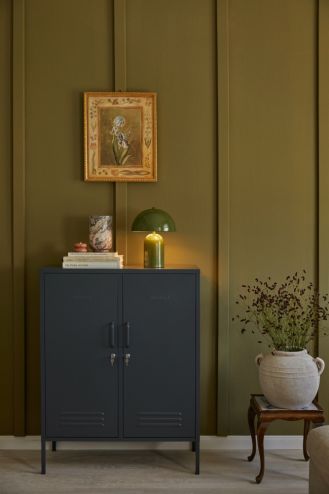 lampki na komodę do sypialni