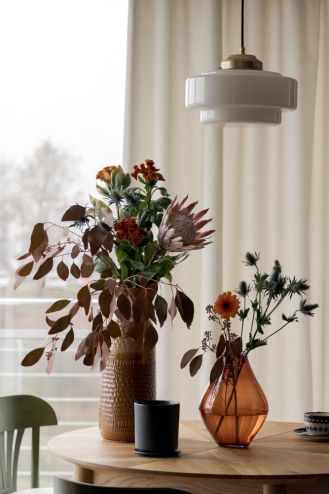 kącik jadalniany w salonie