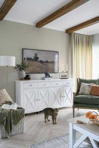 przytulny salon w domu Irysovo Home