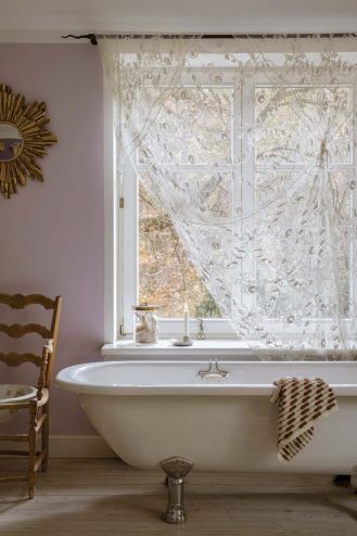 łazienka w stylowym domu z duszą