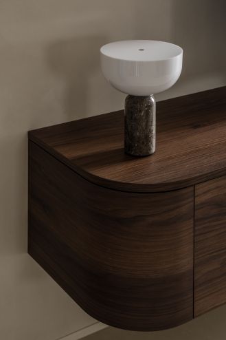 nastrojowe oświetlenie w salonie