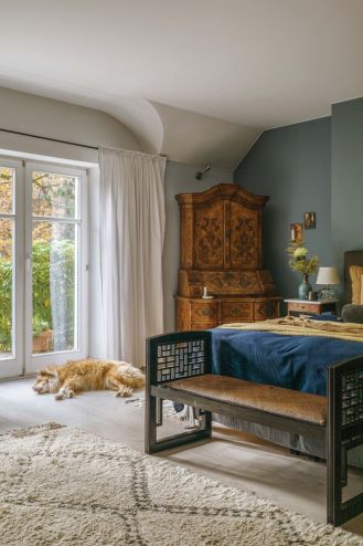 sypialnia z charakterem i artystyczną duszą