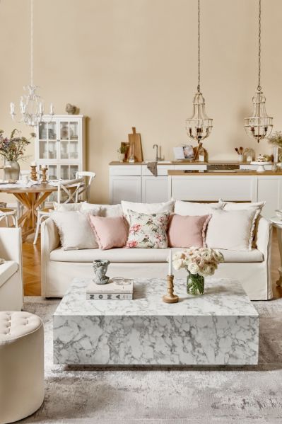 wiosenne dodatki do salonu