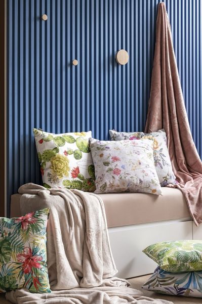 wiosenne dekoracje do salonu