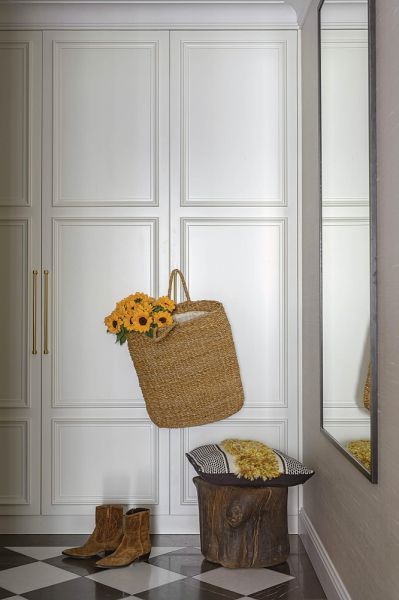 kolonialne inspiracje w nowoczesnym mieszkaniu