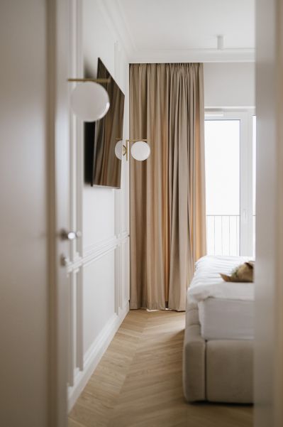 sypialnia w stylu modern classic